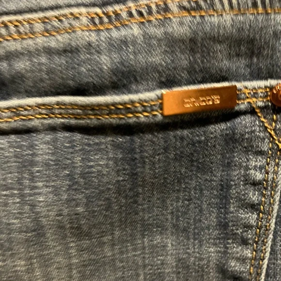 150. WOMENS CHICO’S 1.5/M DETAIL DENIM JEANS - Picture 5 of 6